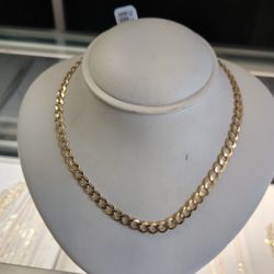 10k Gold Cuban Link Necklace 17.4 Grams 18 Long Layaway Available 10% Down If You Are Interested Ask For Maribel Thank You 