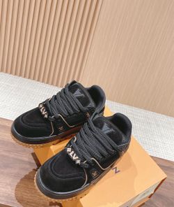 Louis Vuitton Trainer Maxi Sneakers – Men’s 8.5 – Black/Brown