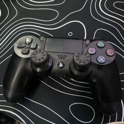 PS4 controller with control freaks 