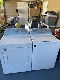 Nice Washer And Dryer Electric Like New