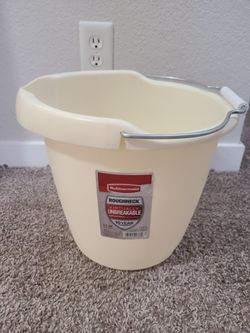 Heavy-duty Bucket