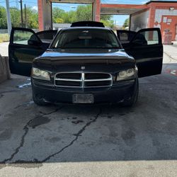 Dogde Charger 2008 V6 2.7