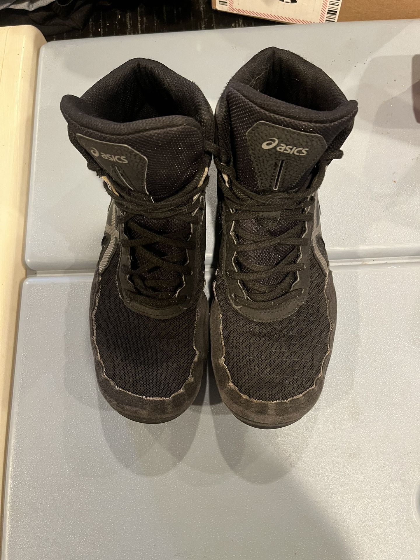 Wrestling Shoes, Acis Size 9 1/2