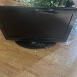 Toshiba 27in Flat Screen Tv With Remote 