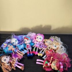 Dolls Brend Moose 8 Items 