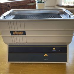 VINTAGE TUTTNAUER U1424 WORKING STERILIZATION MACHINE 