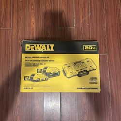 Dewalt 20 v max battery and fast charger kit