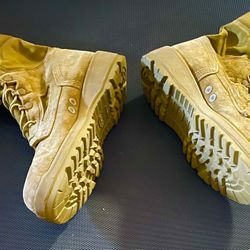 BS Size 8 Combat Boots 