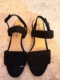 Wedge sandals