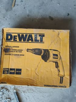 DeWalt drywall scrugun