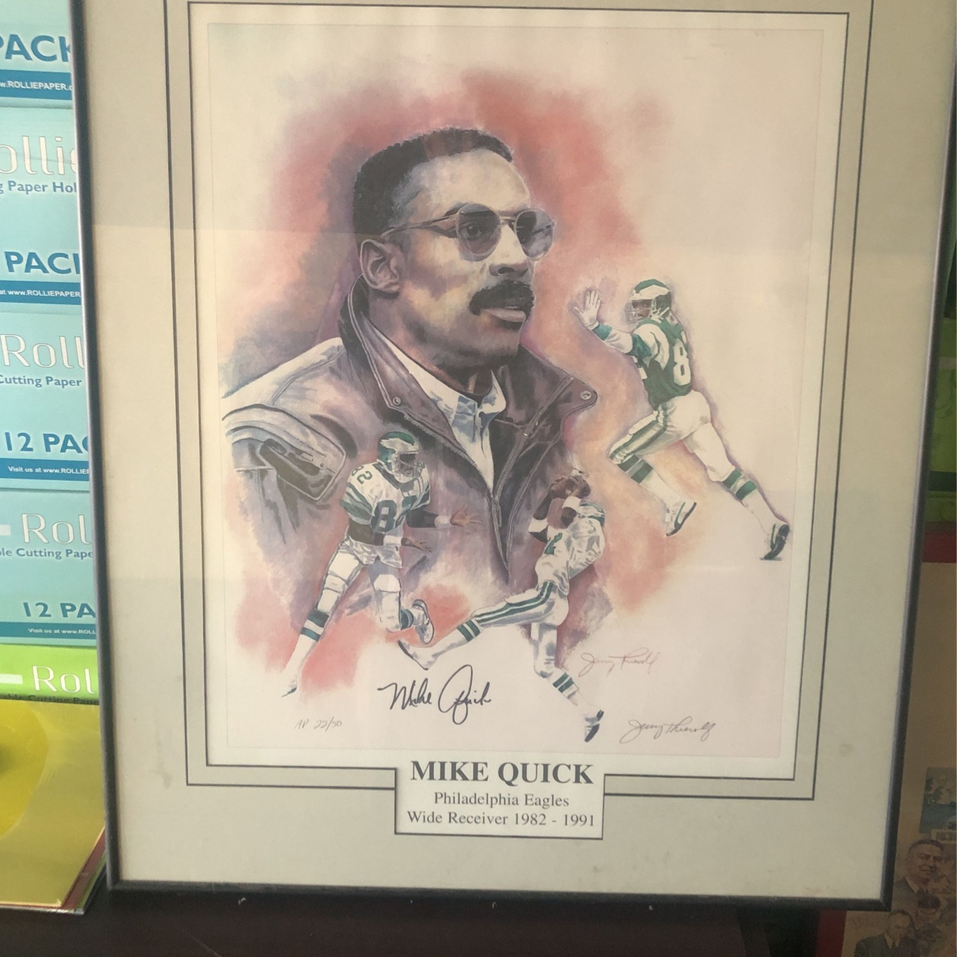 Mike Quick Autograph Memorabilia
