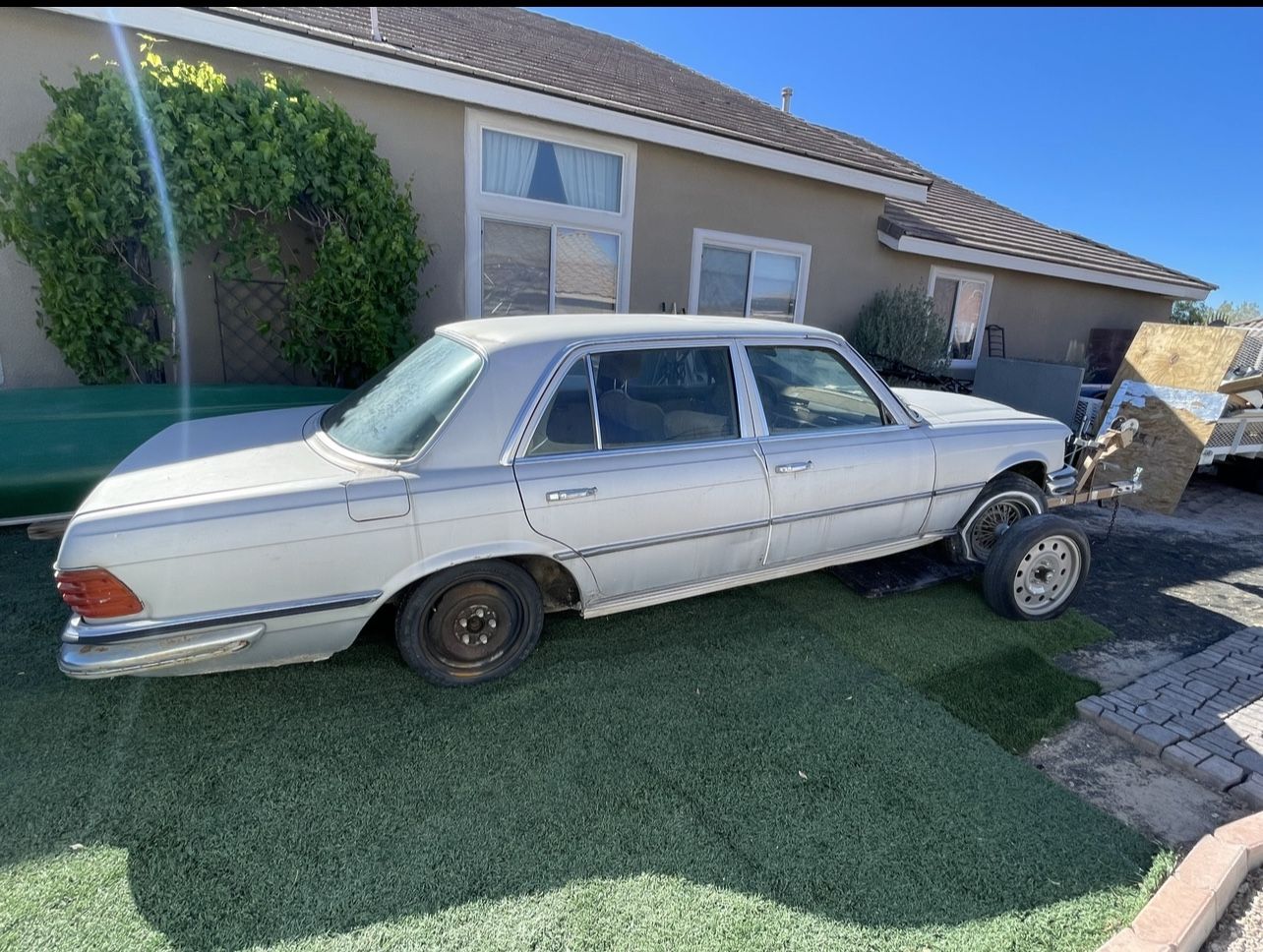 FREE 1973 Mercedes SEL parts ir Fix To Drive