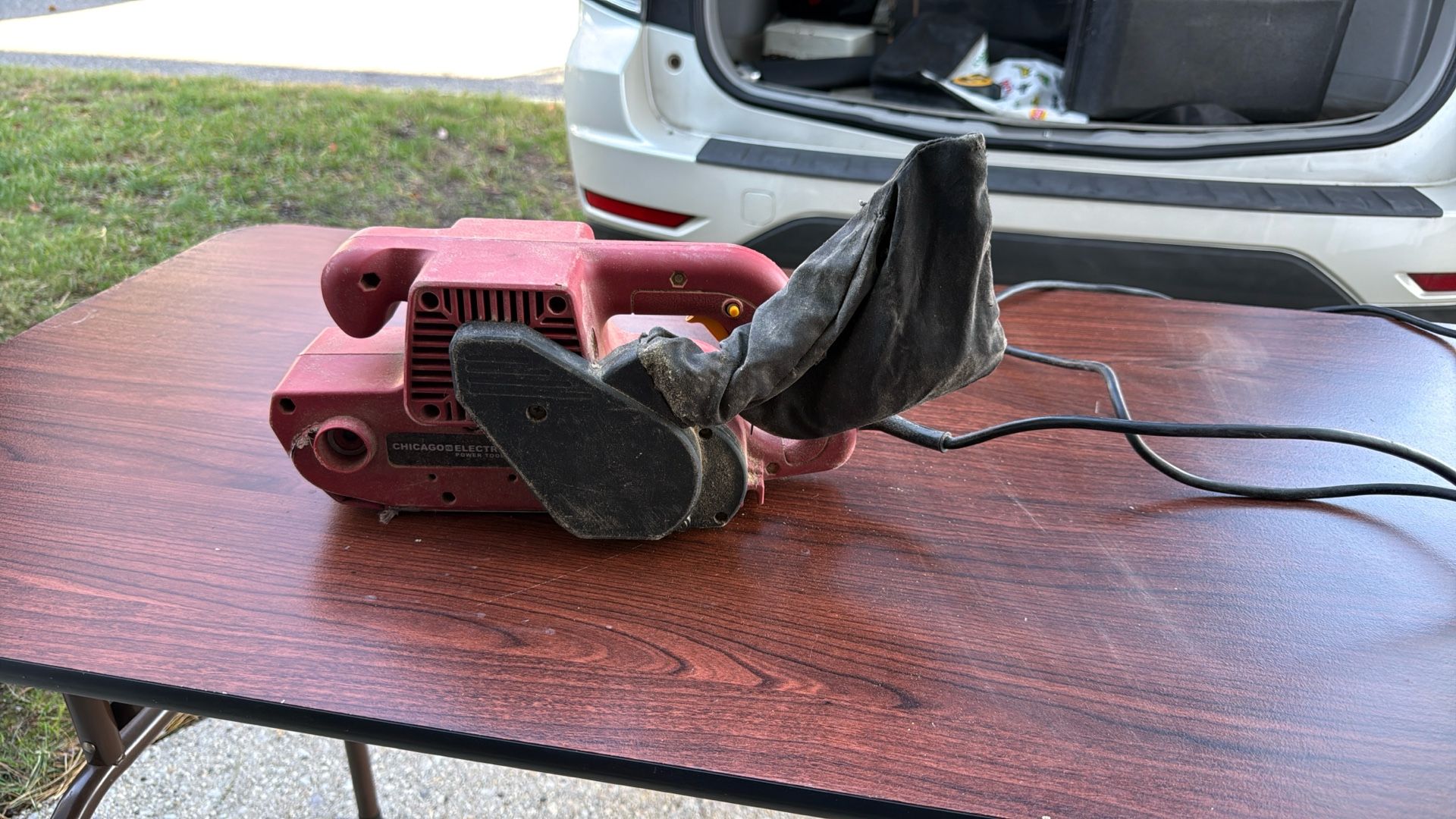 Belt Sander 
