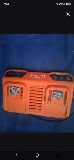 RIDGID Dual Port Battery Charger