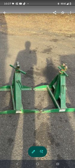 Green lee ajustable reel stands Green