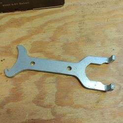 Multi Shock Tool fits Harley Davidson