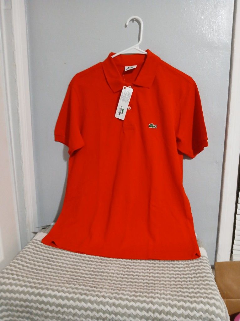 Lacoste Polo Shirt I Am Not Sure It Is Original Or Not That's Why The Price, I Don't Want To Lie. It Feels Like Good Quality Size 4 Like Small Size S