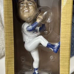 Fernando Valenzuela Bobble