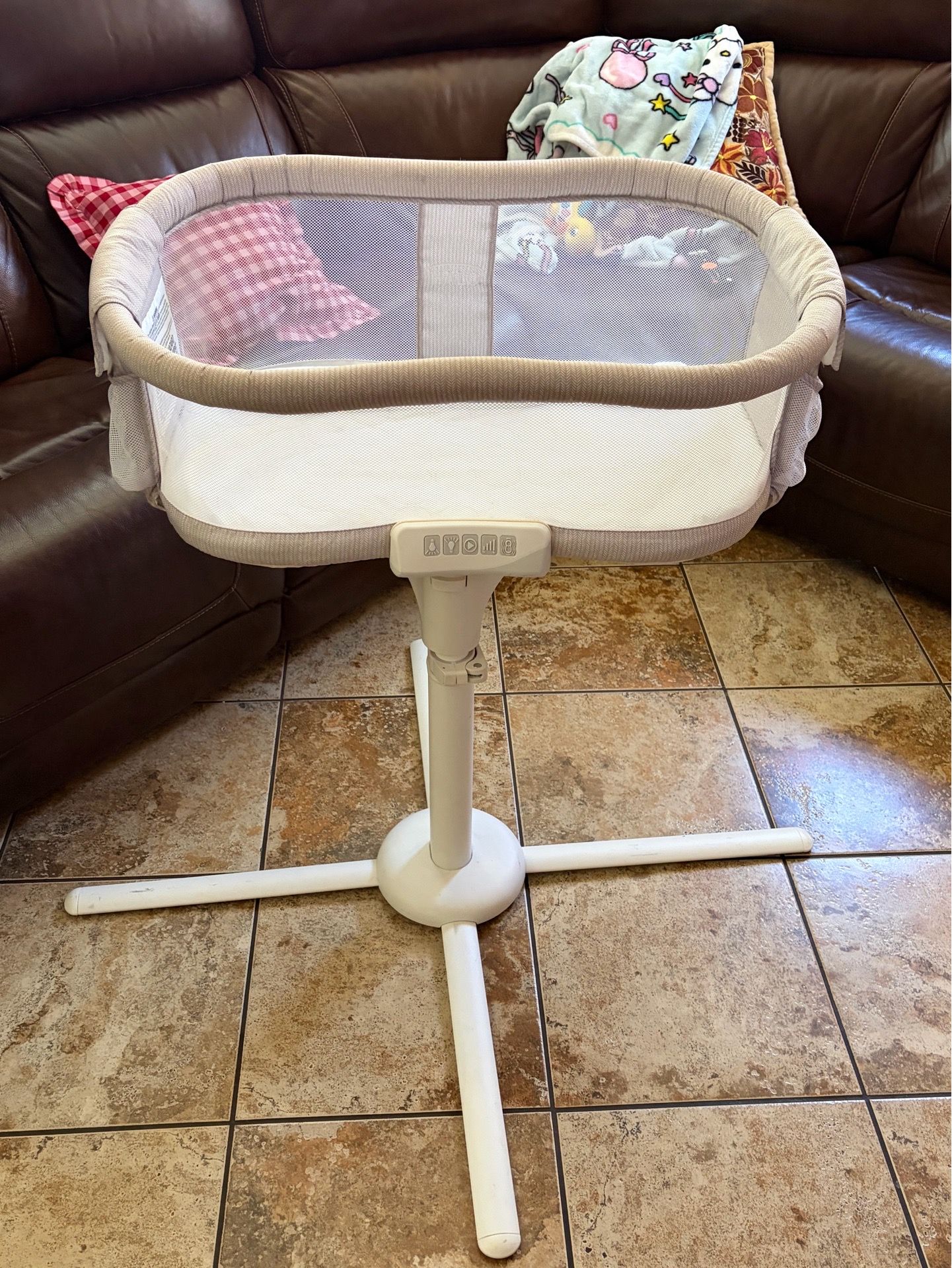 Baby Halo bassinet