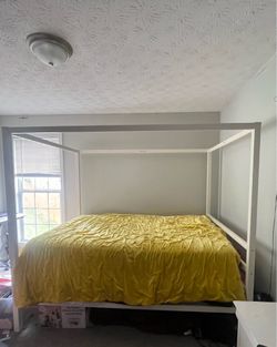 White Queen Size Canopy Bed