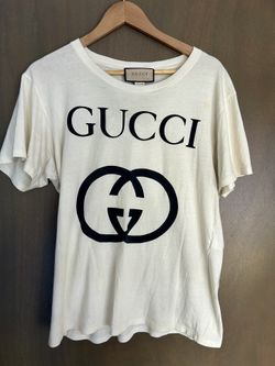 Authentic Gucci T-Shirt, Size Medium