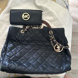 Michael Kors Bag With Wallet