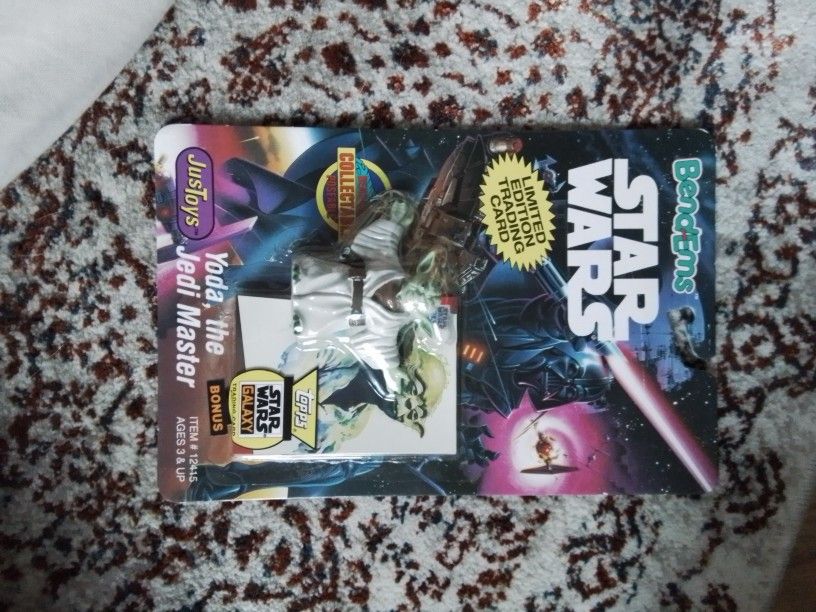 1993 Master Yoda Action Figure