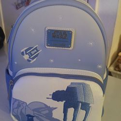 Disneyland. Wars LoungeFly Bag Pack / NEW IN Bag. Original Price $80. Sale For $30