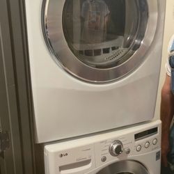 LG Electronics Stackable Full Size Clothes Washer And Dryer