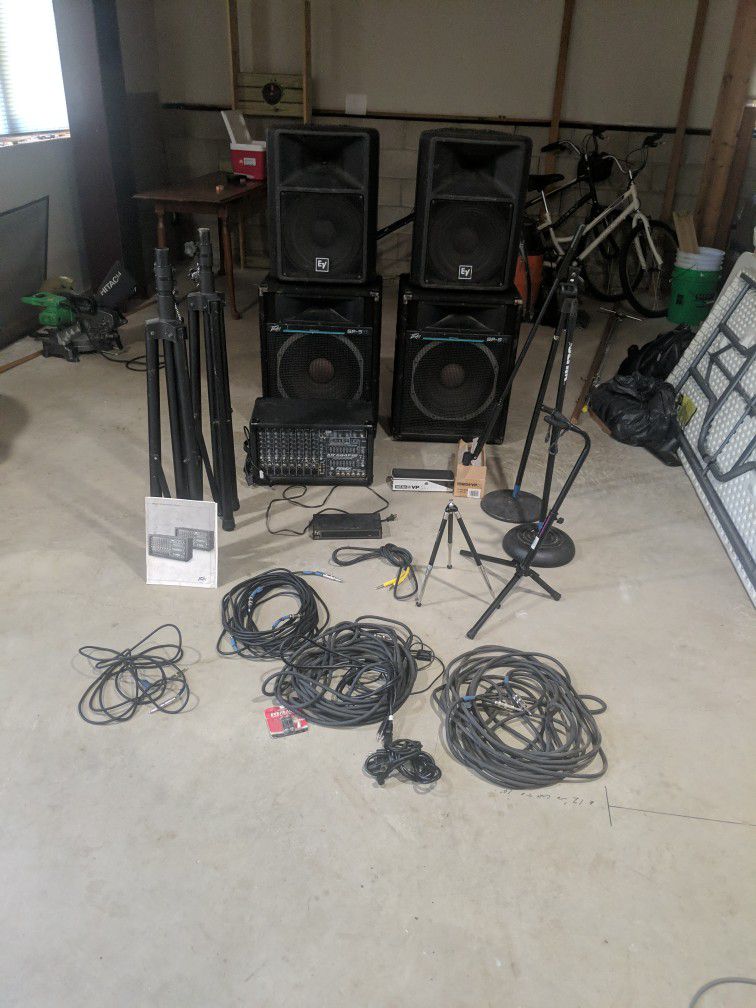 Peavey Speakers, Equalizer And Other Accessories 