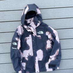 Supreme Northface Bleached Denim Mountain Jacket 
