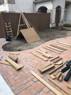 Swing set assembly