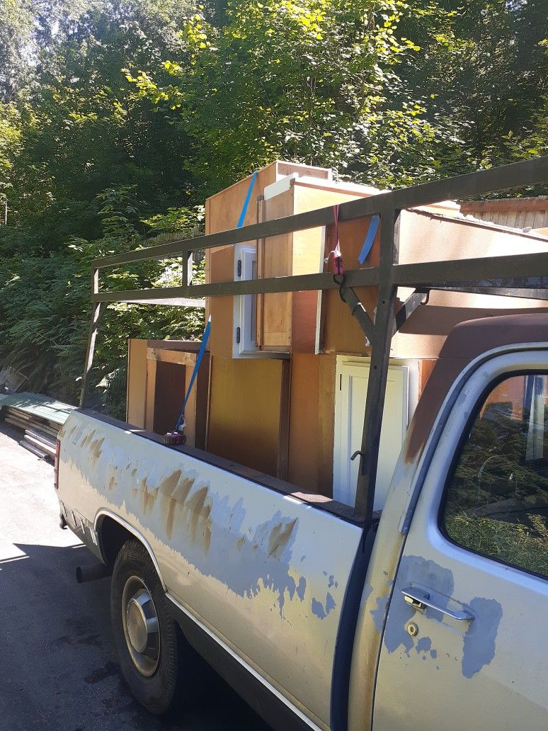 Free Cabinets