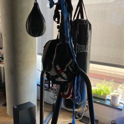 2 Station portable stand