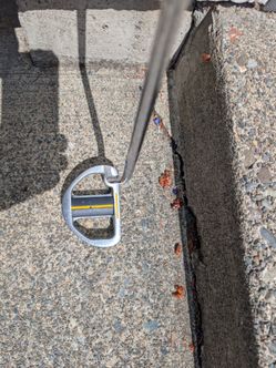 Great white putter with brand new oversized grip.