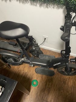 Sit down scooter