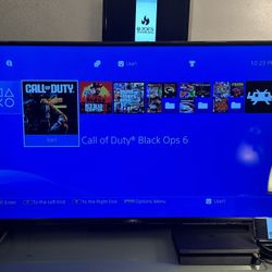 PlayStation 4 PS4 With Many Games 