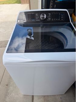 GE Profile Washer / Whirlpool Electric Dryer