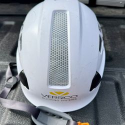Defender Safety H1-CH Vented Hard Hat - Never Used
