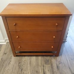 Bassett Three-drawer Solid Wood Dresser