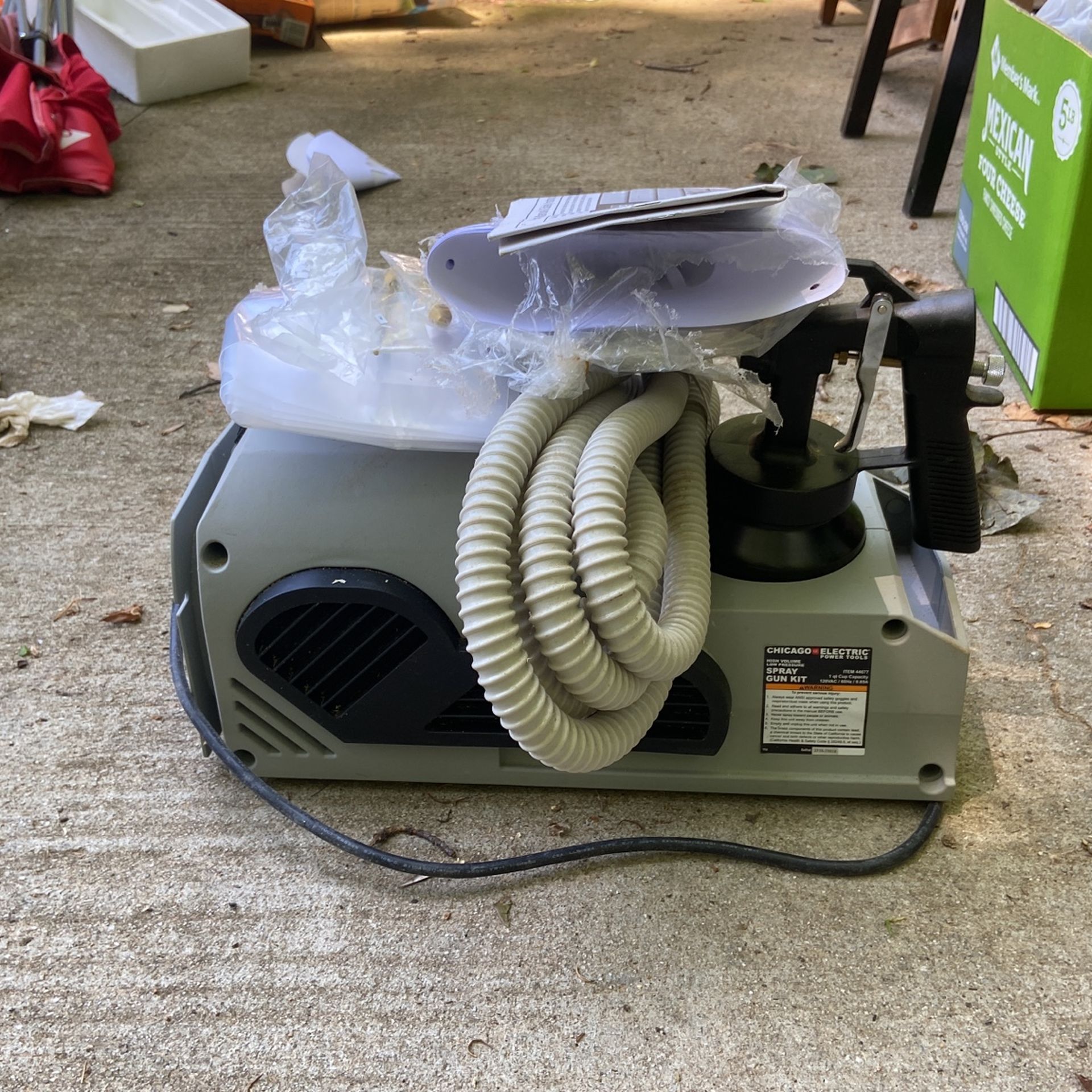 Chicago Electric HVLP Paint Spray Gun Kit (Never Used)