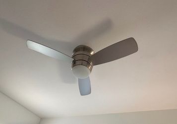 Harbor Breeze Mazon 44-in Brushed Nickel LED Flush Mount Ceiling Fan With Remote.