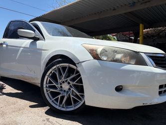 NISSAN Altima, WHEELS AND TIRES