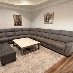Sectional Couch Sofa, Power Recliner, Like Brand New