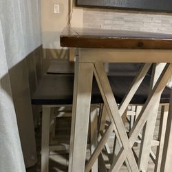 Dining Table And Chairs 