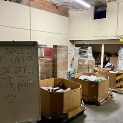 Individual SALE‼️Electronics Clothing toys + pallets To Resell🤑Ropa Electrónicos Juguetes + Pallets Para Reventa‼️