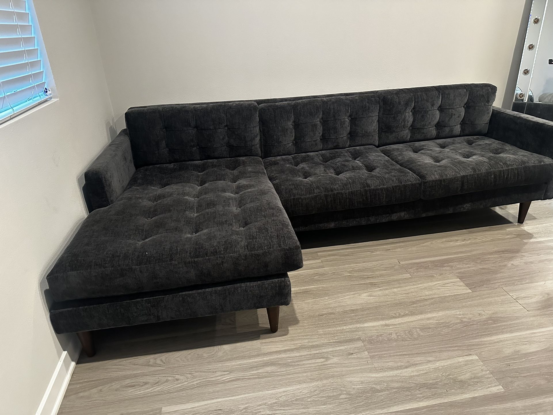GRAY SOFA GREAT CONDITION