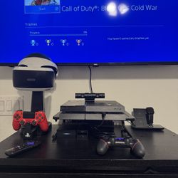 Ps4  with Vr Headset 
