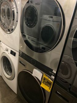 LG ThinQ WASHTOWER WASHER DRYER VENTLESS