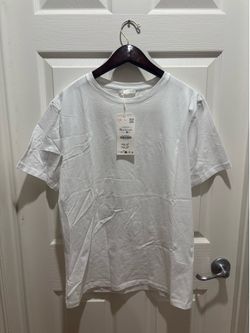 Zara Men basic white shirt size XL, fit M-L